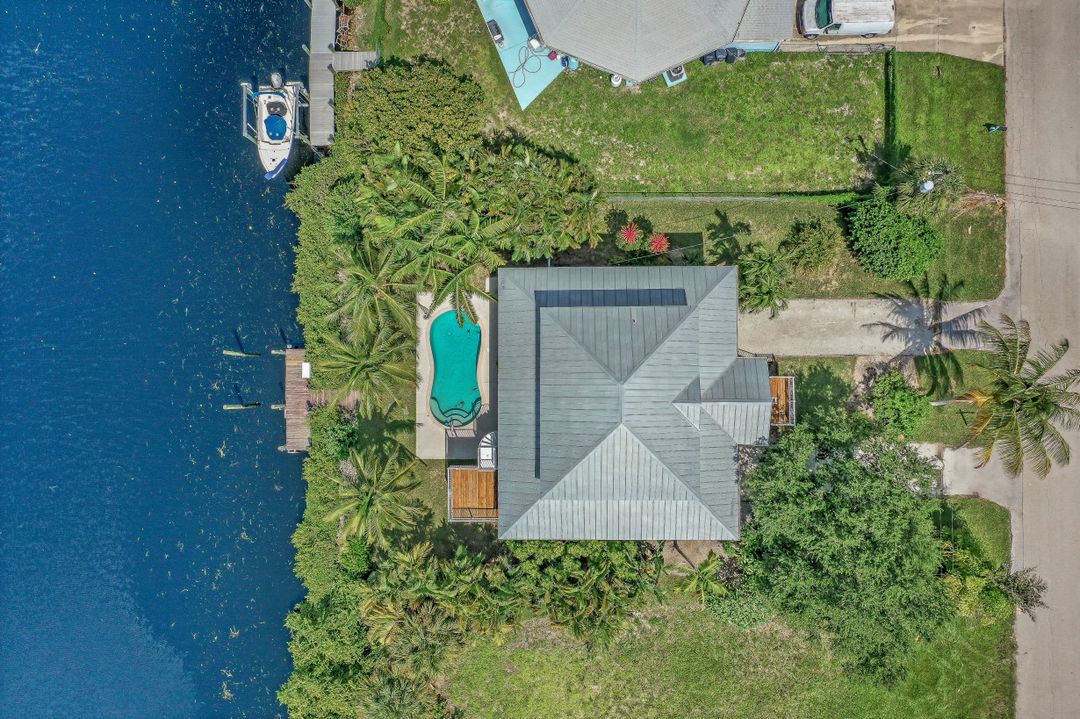 5200 Genesee Pkwy, Bokeelia, FL 33922