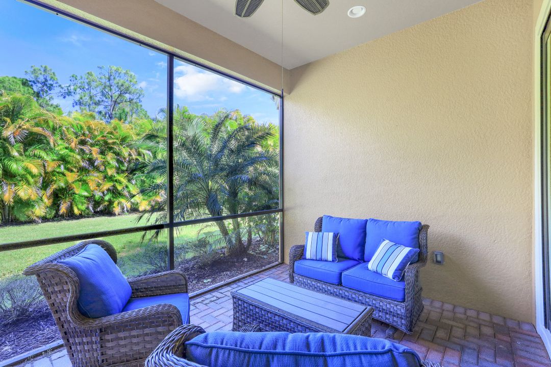 9247 Isla Bella Cir, Bonita Springs, FL 34135