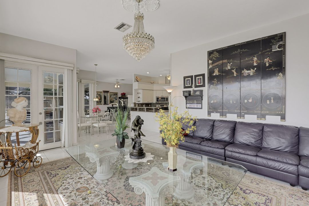 1745 SE 44th Terrace, Cape Coral, FL 33904