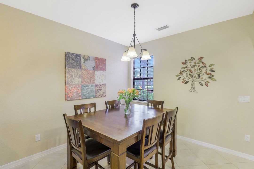 11839 Kemena St, Fort Myers, FL 33912