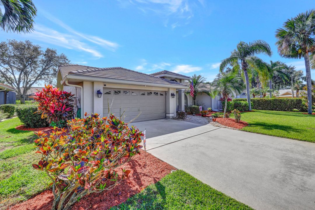 12857 Vista Pine Cir, Fort Myers, FL 33913