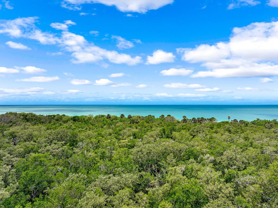 5 Bluebill Ave #606, Naples, FL 34108