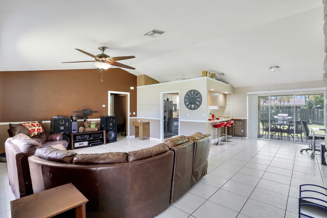 4416 27th Ct SW, Naples, FL 34116