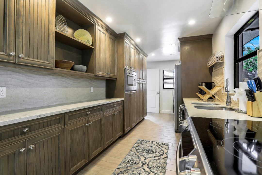 387 S Heathwood Dr, Marco Island, FL 34145