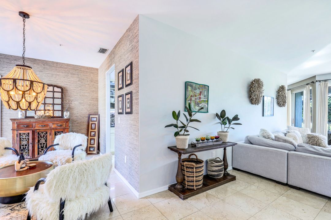 2180 Arielle Dr #804, Naples, FL 34109