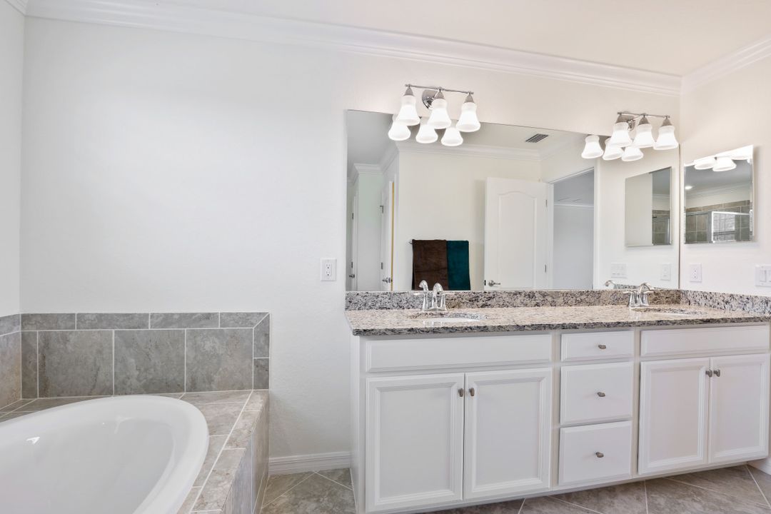 11937 Silver Cobblestone Way, Fort Myers, FL 33913