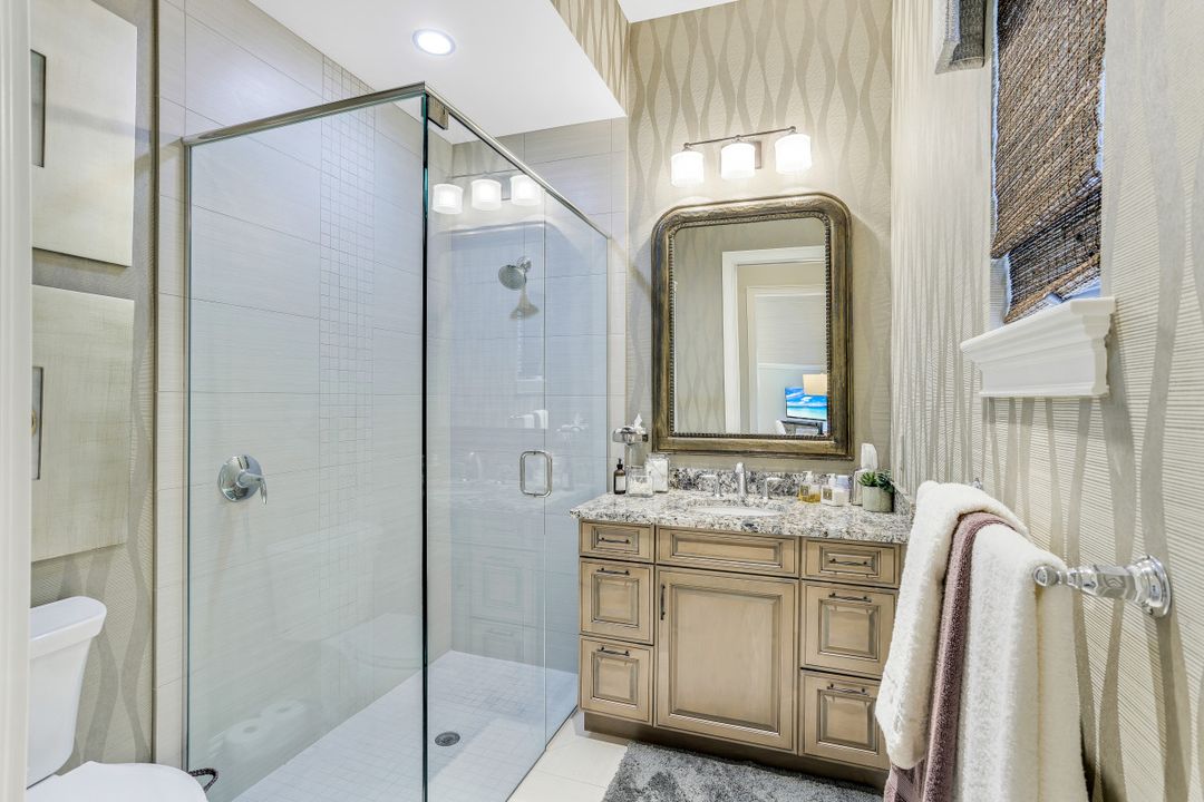 16904 Fairgrove Way, Naples, FL 34110