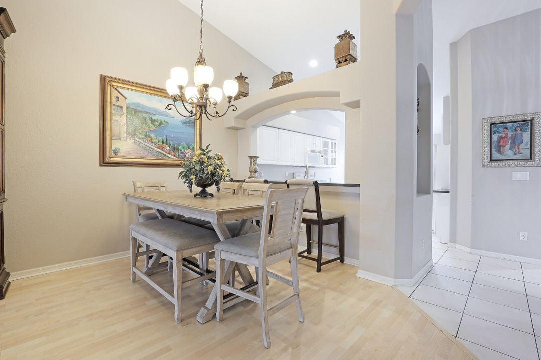 8435 Ibis Cove Cir, Naples, FL 34119