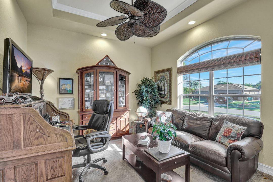 138 S Bahama Ave, Marco Island, FL 34145