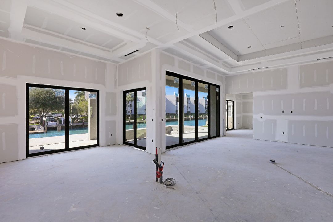 1200 Redwood Ct, Marco Island, FL 34145