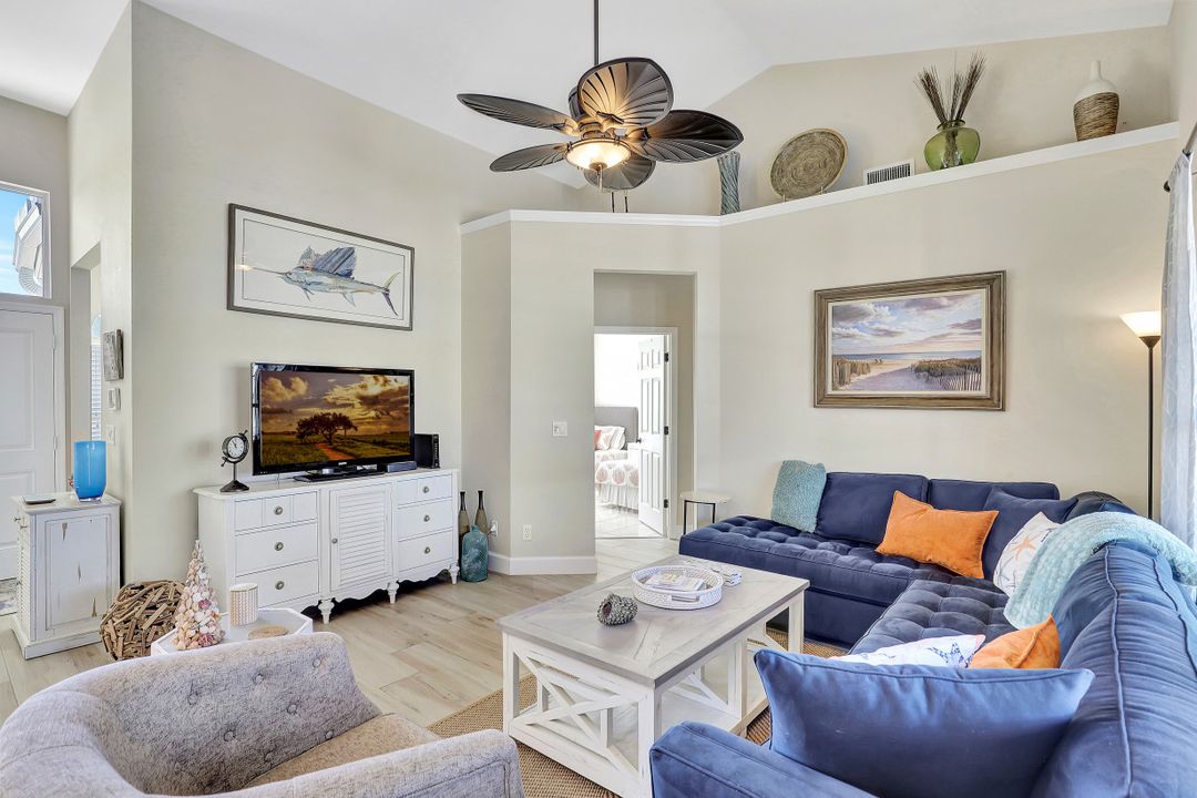 1640 Almeria Ct, Marco Island, FL 34145