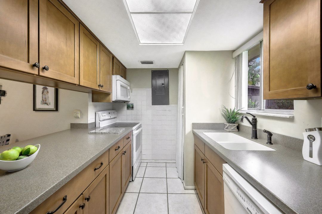 3349 Alouette Cir #1, Fort Myers, FL 33907