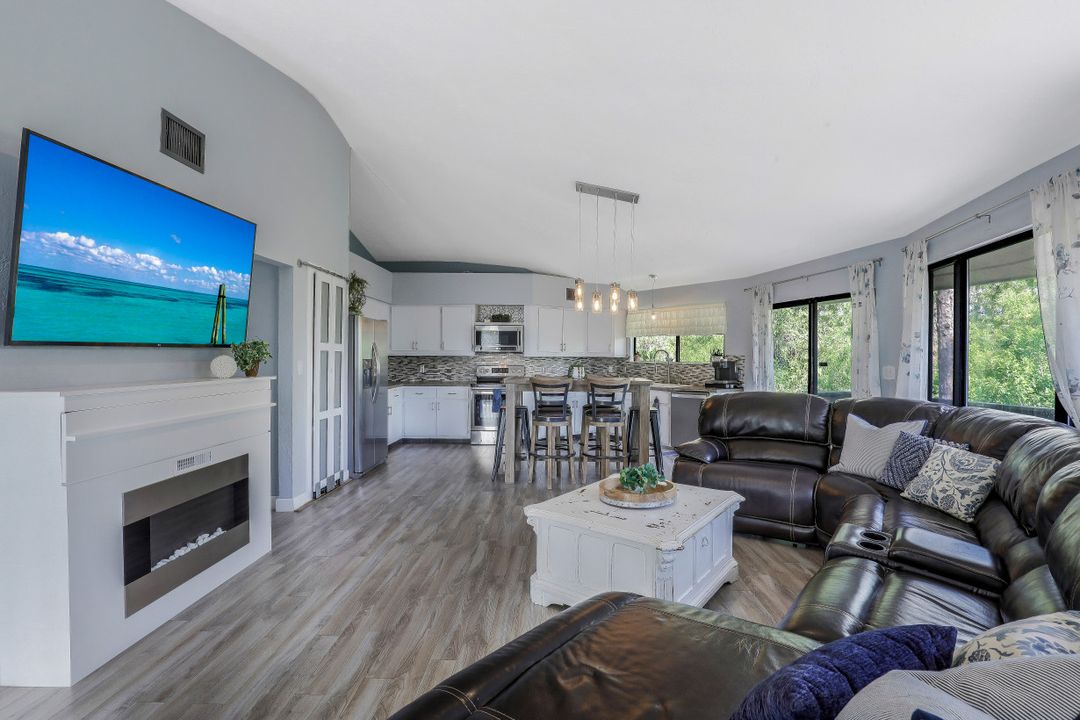 3035 64th St SW, Naples, FL 34105