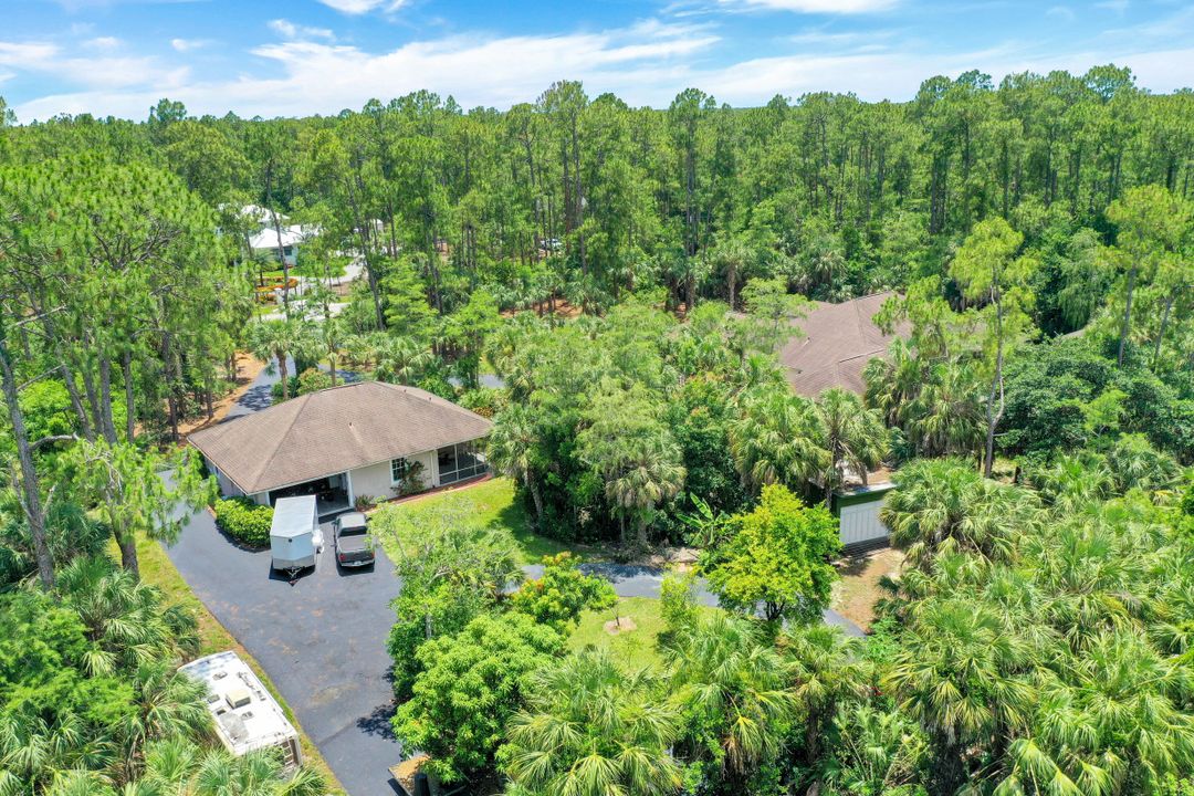 4075 1st Ave SW, Naples, FL 34119