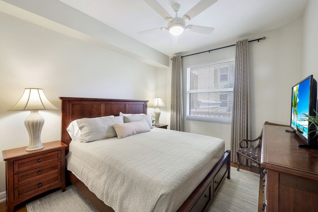 450 Launch Cir #303, Naples, FL 34108