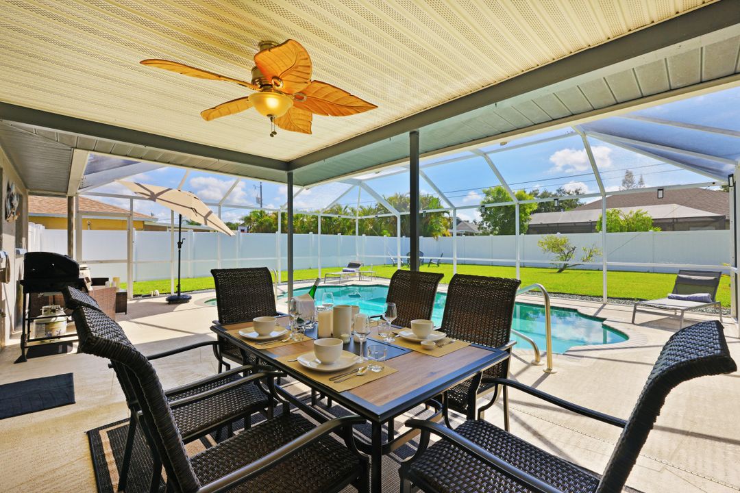 1909 SE 8th Ave, Cape Coral, FL 33990