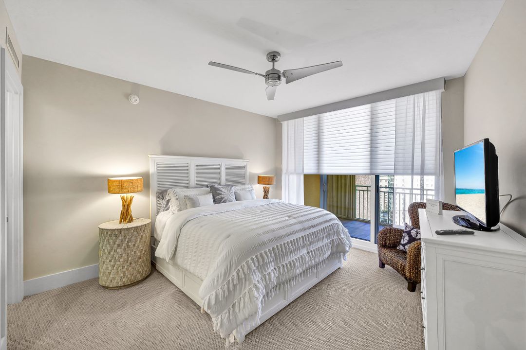 970 Cape Marco Dr #1707, Marco Island, FL 34145