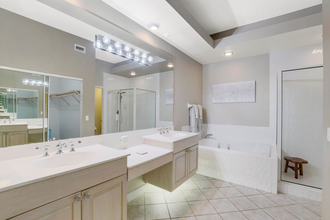 2395 Hidden Lake Dr #1, Naples, FL 34112