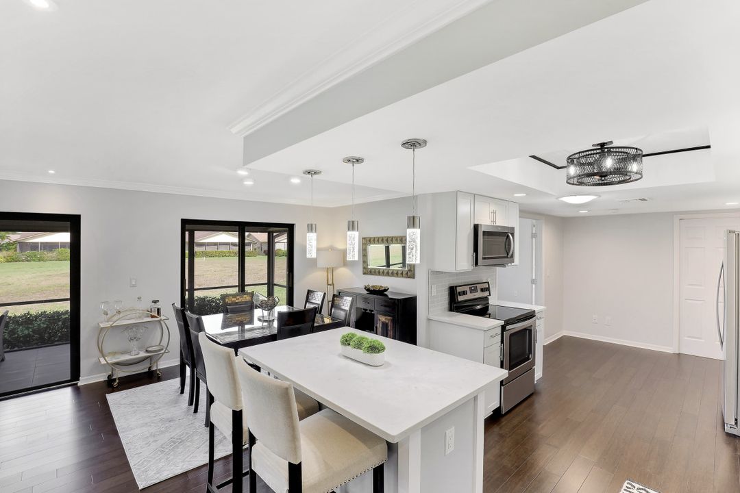 307 Reynolds Ct, Naples, FL 34112