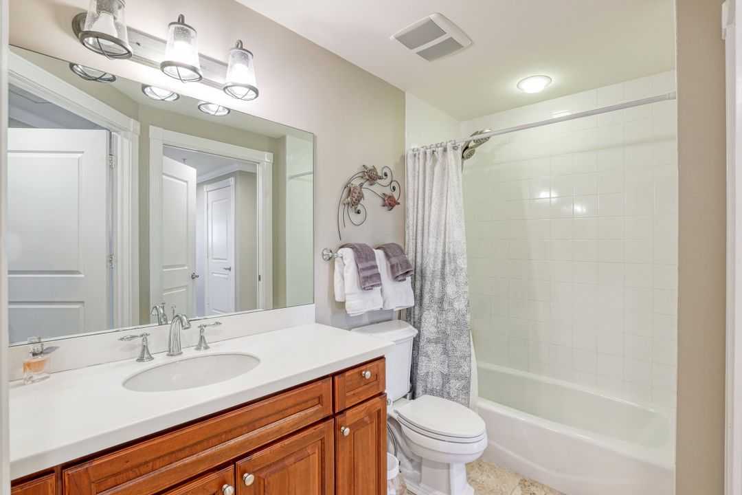 6021 Silver King Blvd #205, Cape Coral, FL 33914