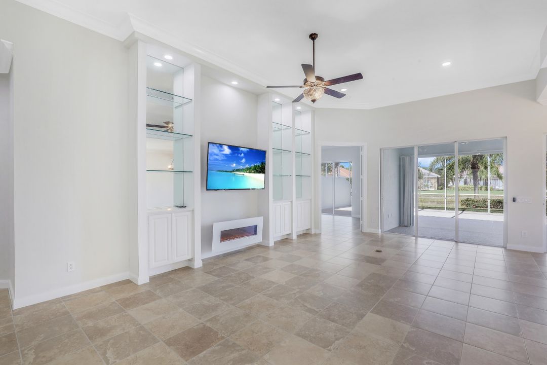 7759 Tommasi Ct, Naples, FL 34114