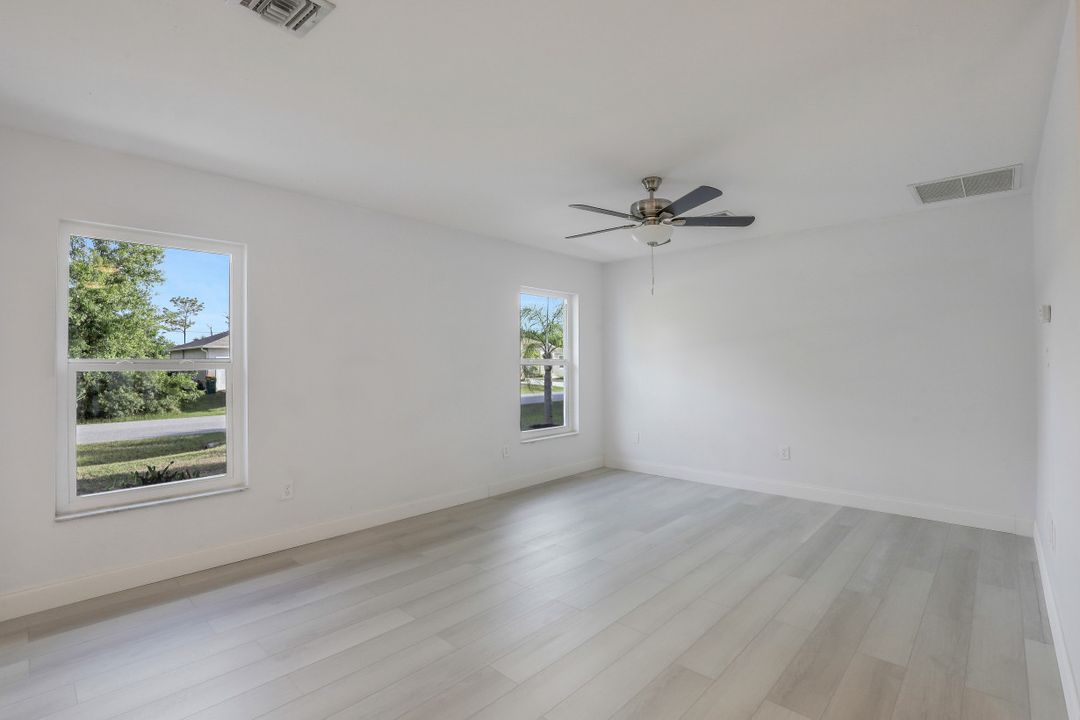 9404 Brewton Ave, Englewood, FL 34224