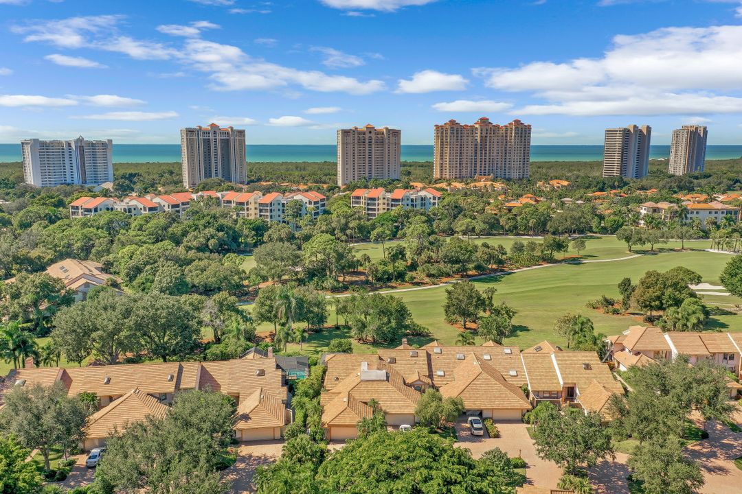 6627 Trident Way, Naples, FL 34108