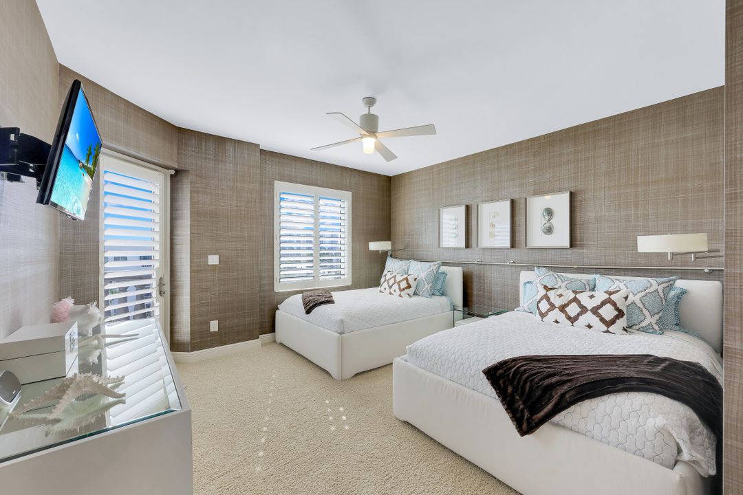 9235 Gulf Shore Dr #501, Naples, FL 34108