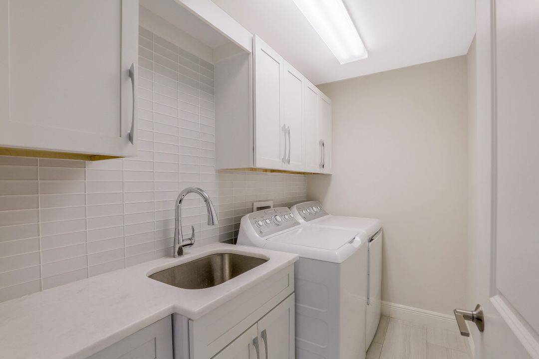 206 Dan River Ct, Marco Island, FL 34145