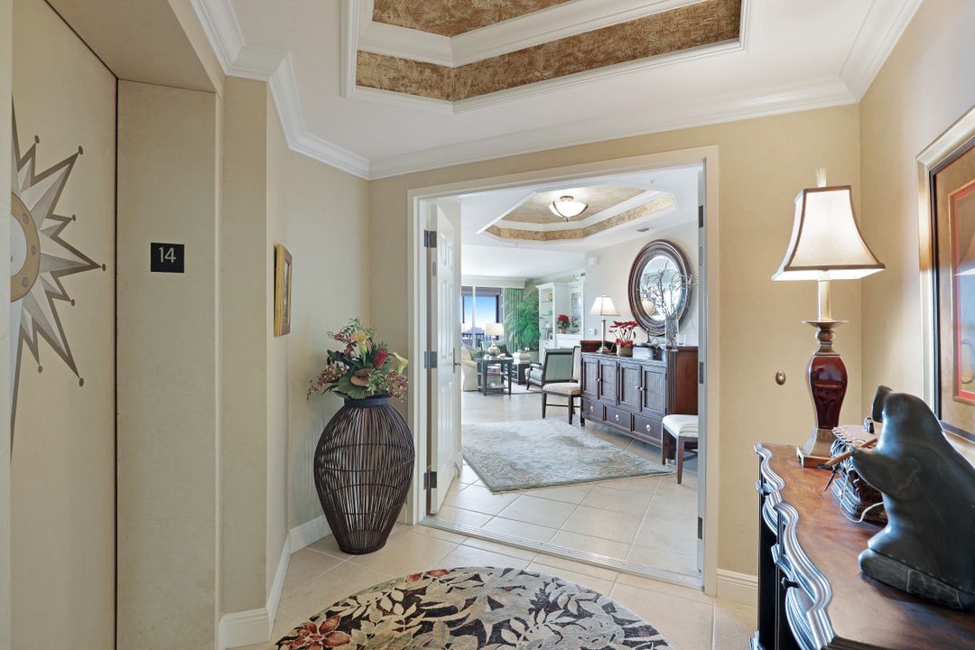 445 Cove Tower Dr #1402, Naples, FL 34110