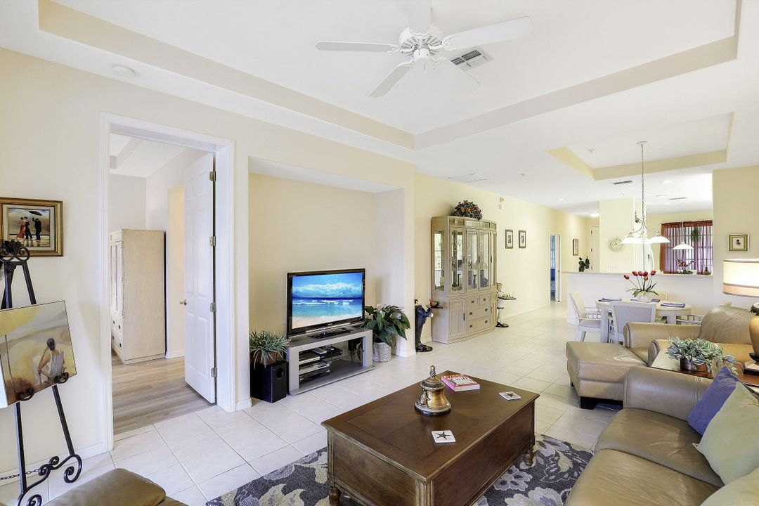 4864 Hampshire Ct #303, Naples, FL 34112