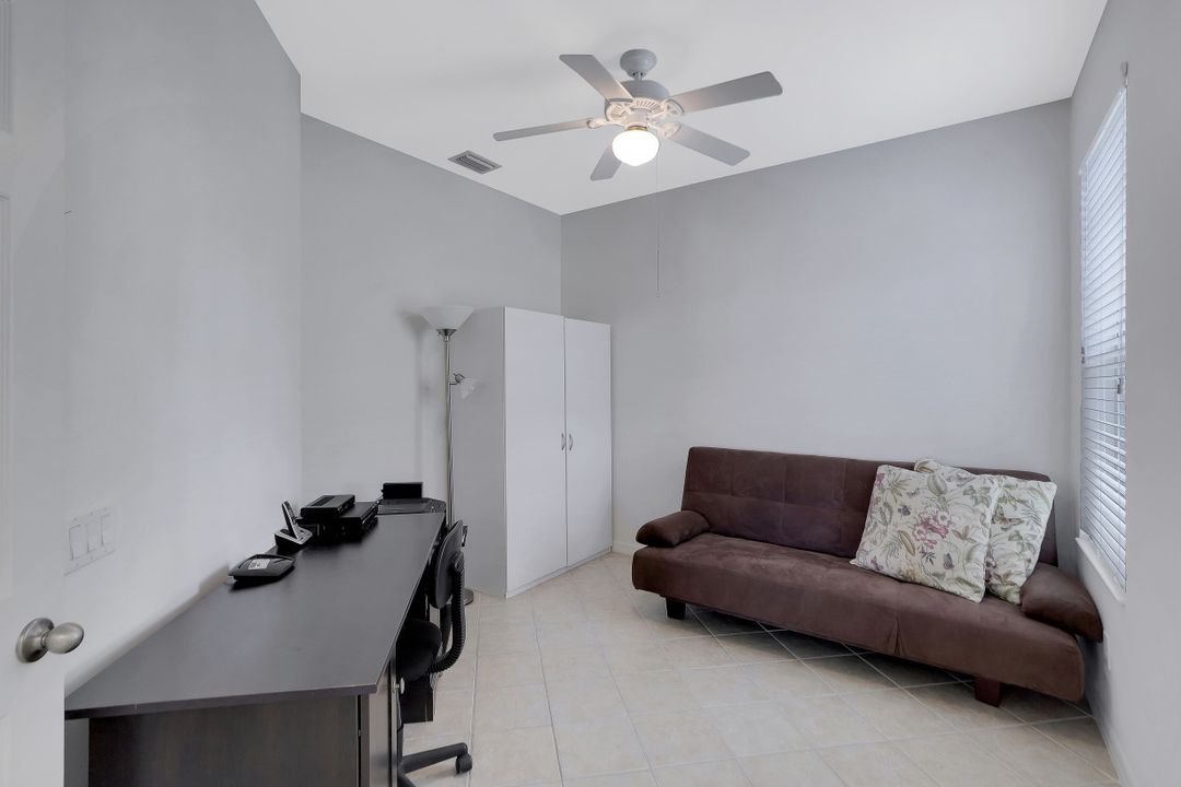 2632 Maraval Ct, Cape Coral, FL 33991