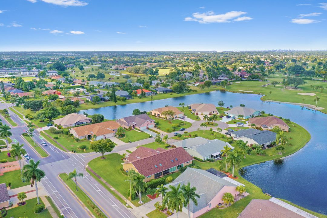 113 Quail Hollow Ct, Naples, FL 34113