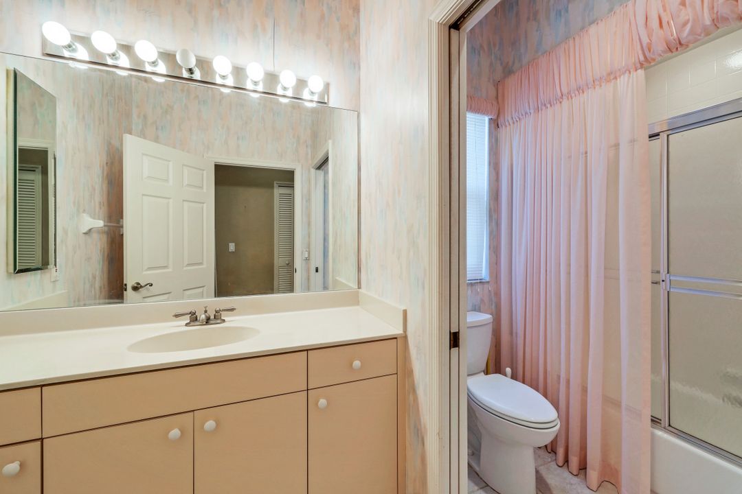 9841 Mainsail Ct, Fort Myers, FL 33919