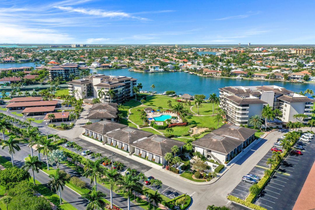 633 Seaview Ct #M-4, Marco Island, FL 34145