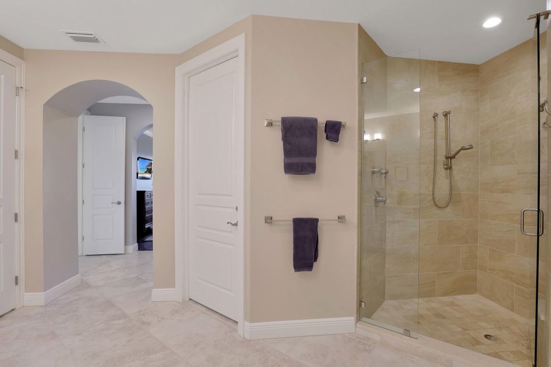 4741 Via Del Corso Ln #201, Bonita Springs, FL 34134