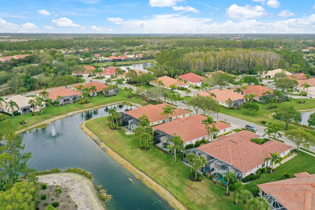 5873 Northridge Dr, Naples, FL 34110