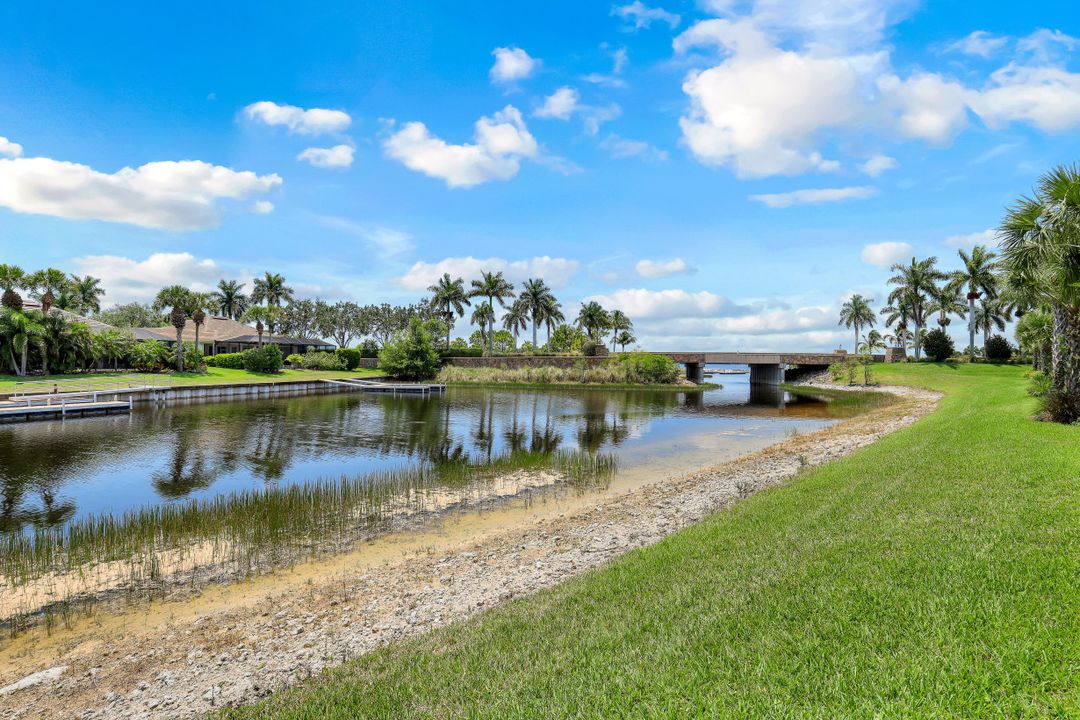 8843 Nautical Landing Cir #101, Naples, FL 34120