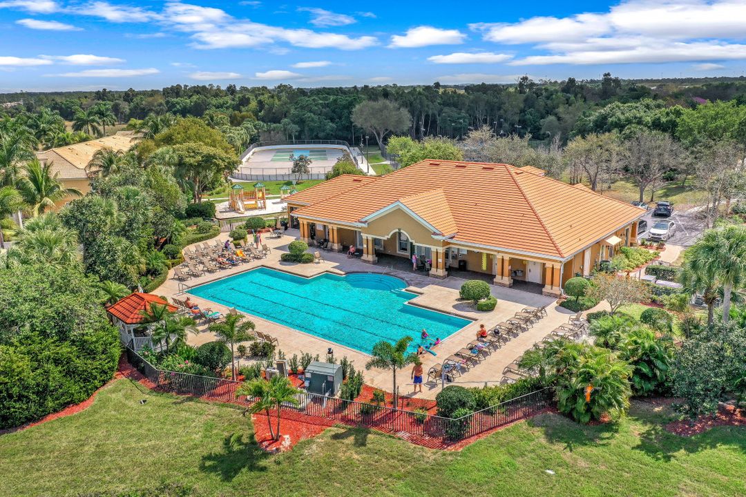 20441 Rookery Dr, Estero, FL 33928