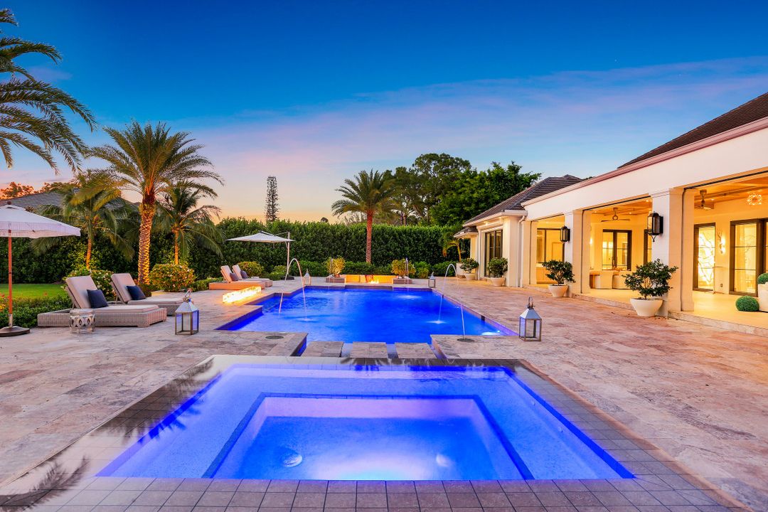 705 Myrtle Rd, Naples, FL 34108