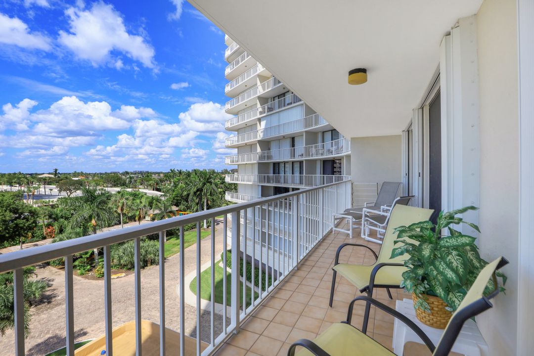 320 Seaview Ct #510, Marco Island, FL 34145