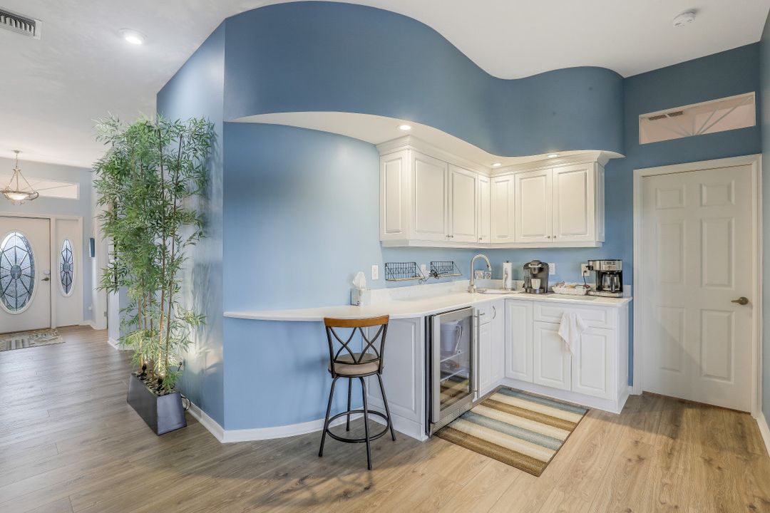 1614 Beach Pkwy #PH 12, Cape Coral, FL 33904