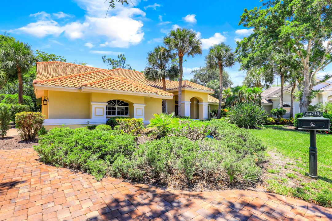 24730 Lyonia Ln, Bonita Springs, FL 34134