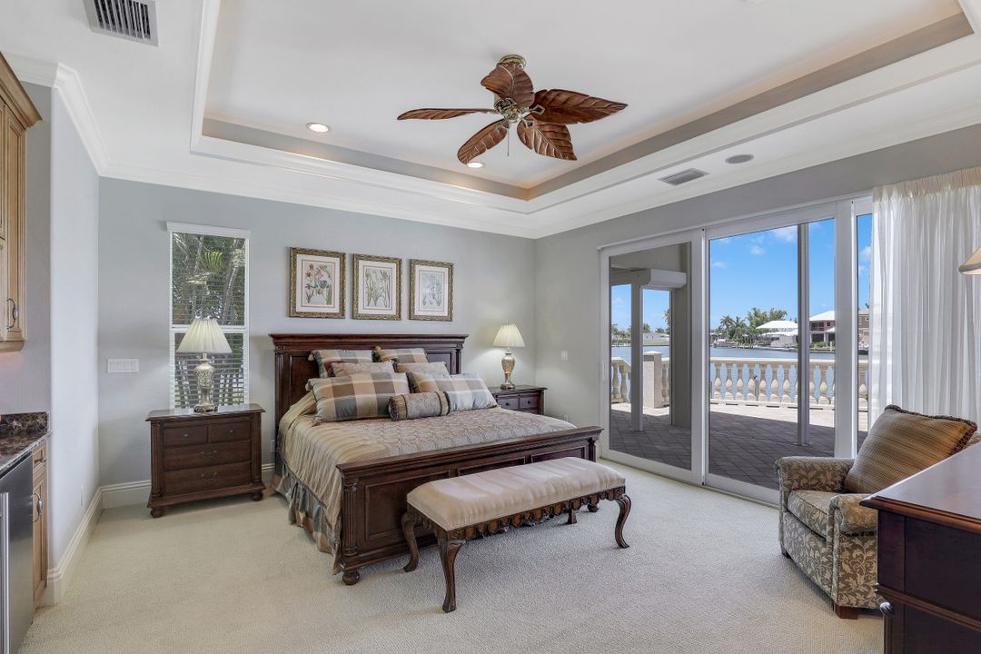 1404 Butterfield Ct, Marco Island, FL 34145