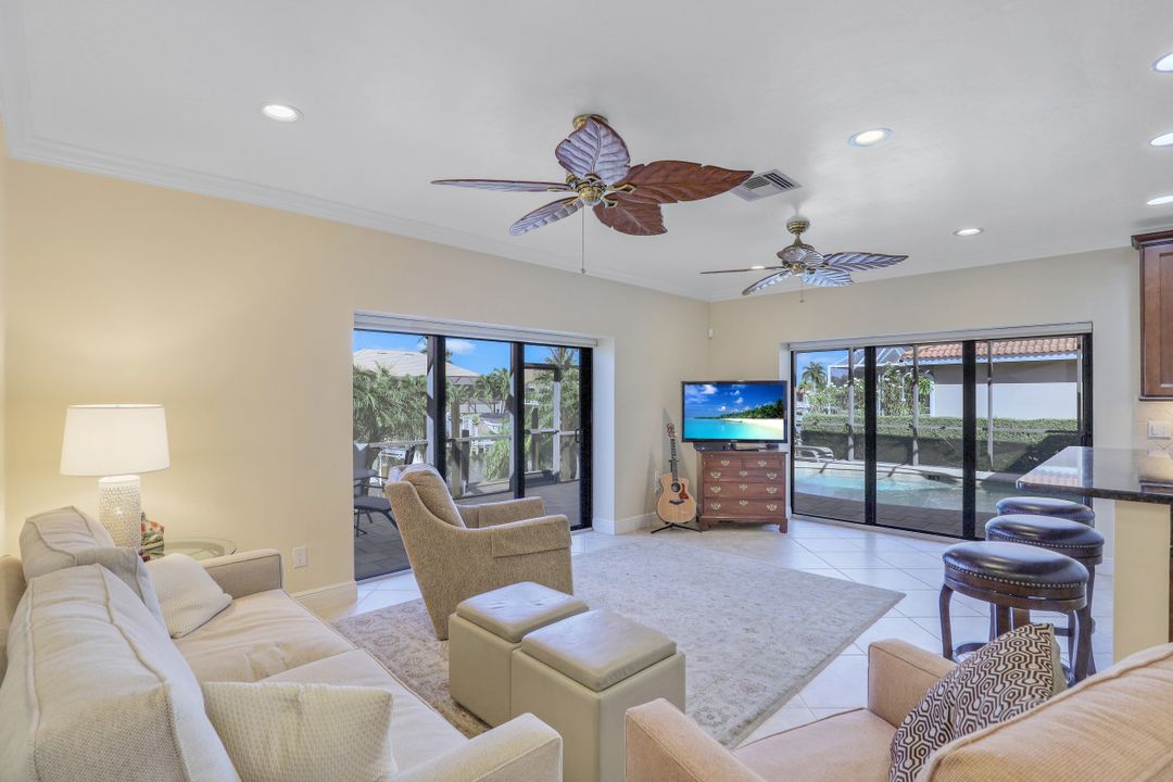 1160 Abbeville Ct, Marco Island, FL 34145