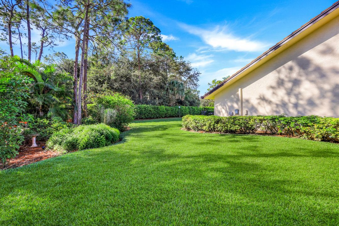 2128 Buckingham Ln, Naples, FL 34112