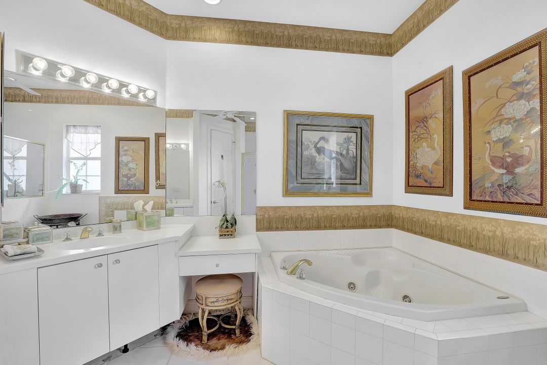 112 April Sound Dr, Naples, FL 34119