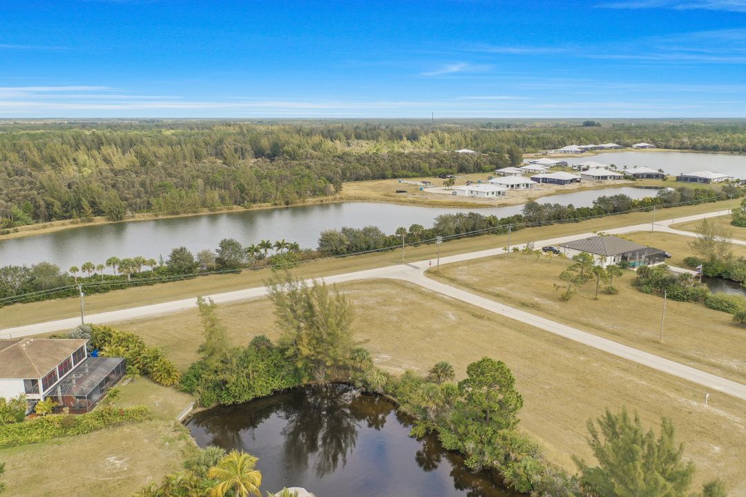 2374 NW 39th Ave, Cape Coral, FL 33993