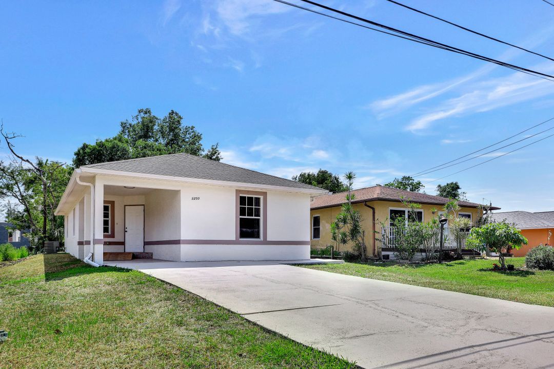 3250 Cottage Grove Ave, Naples, FL 34112