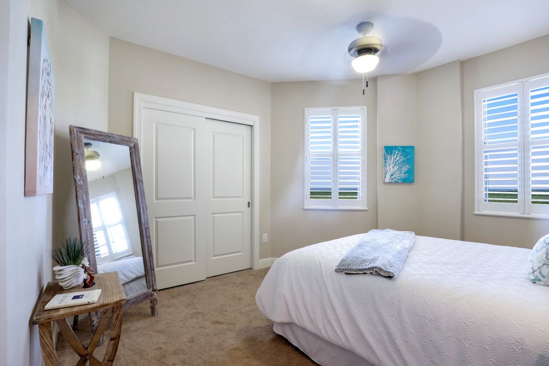 5781 Cape Harbour Dr #809, Cape Coral, FL 33914